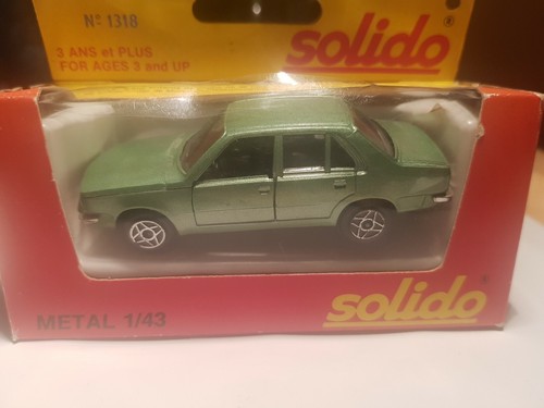 Voiture renault solido - voiture, 18,